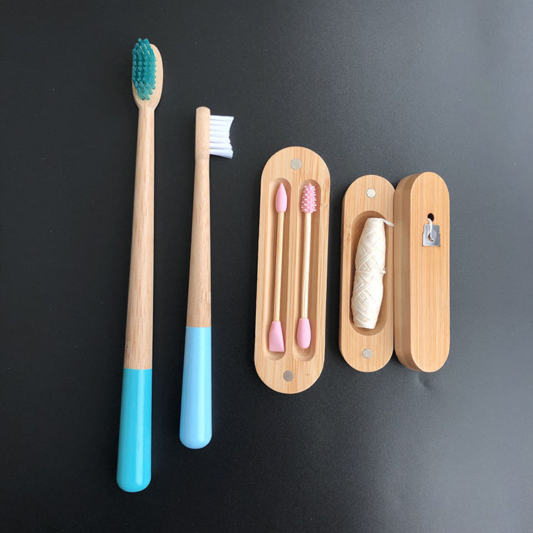 Wax Compostable Cornstarch Dental Floss in Bamboo Holder
