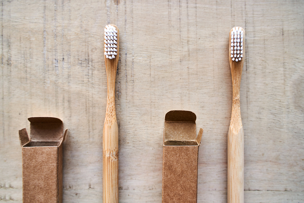 Toothbrush Disinfection Method And The Significance Of Replacing The Toothbrush